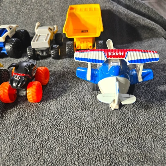 Monster Truck Show Bundle - Picture 7 of 17